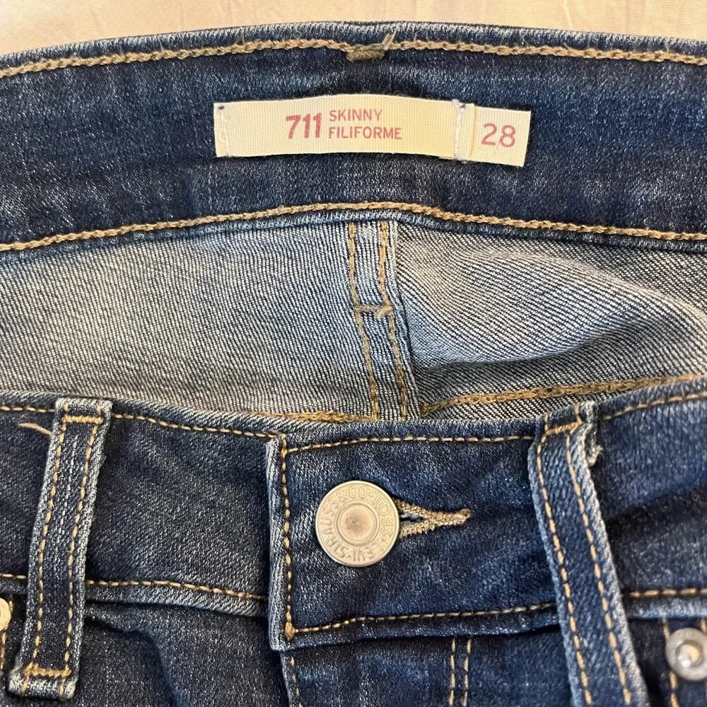 NWOT Levi's 711 Skinny Jeans - Picture 4 of 4